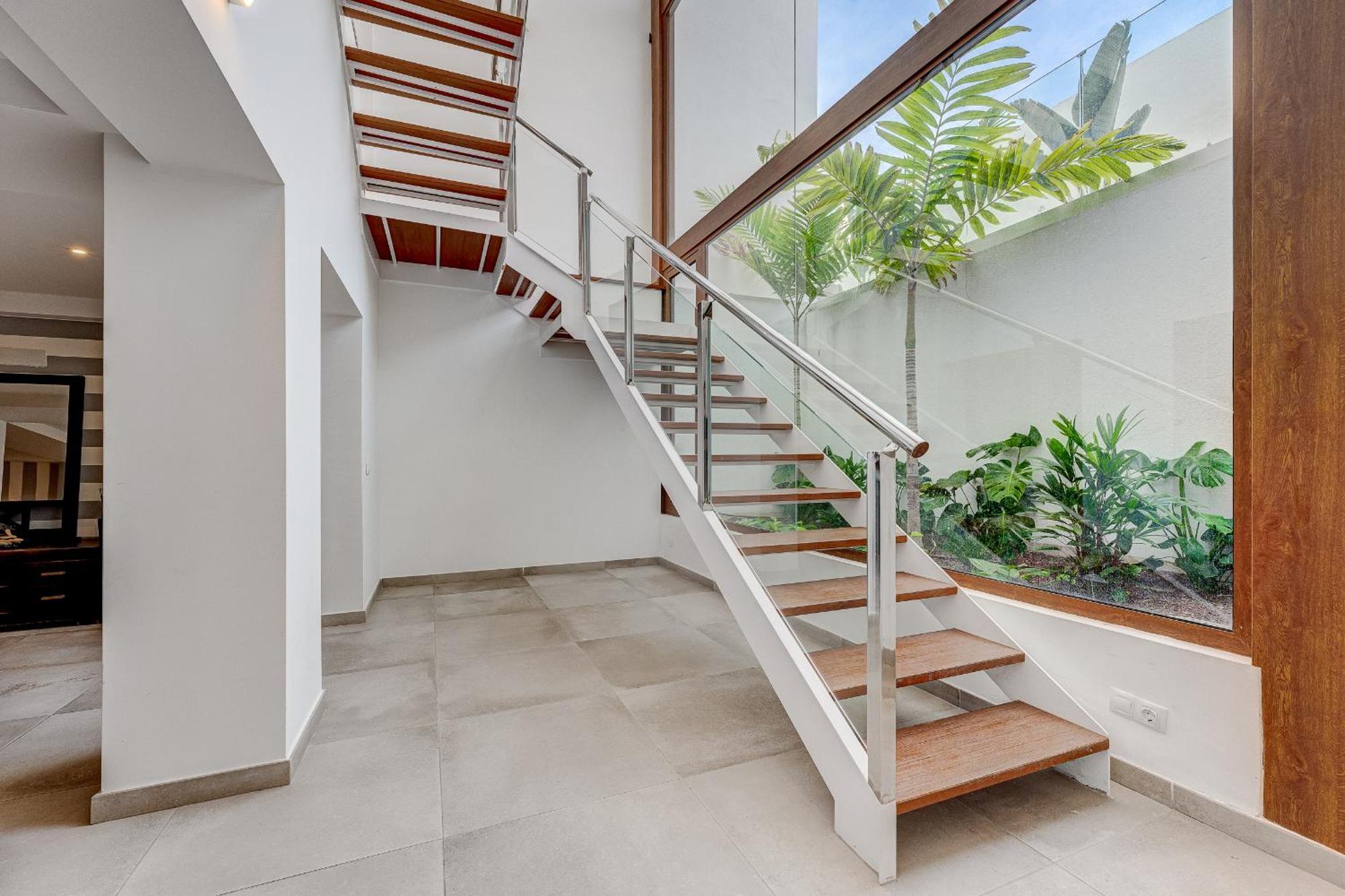 Fabulous Contemporary 5 Bedroom Villa With Private Heated Pool, Sleeps Max 13 Callao Salvaje Exterior photo