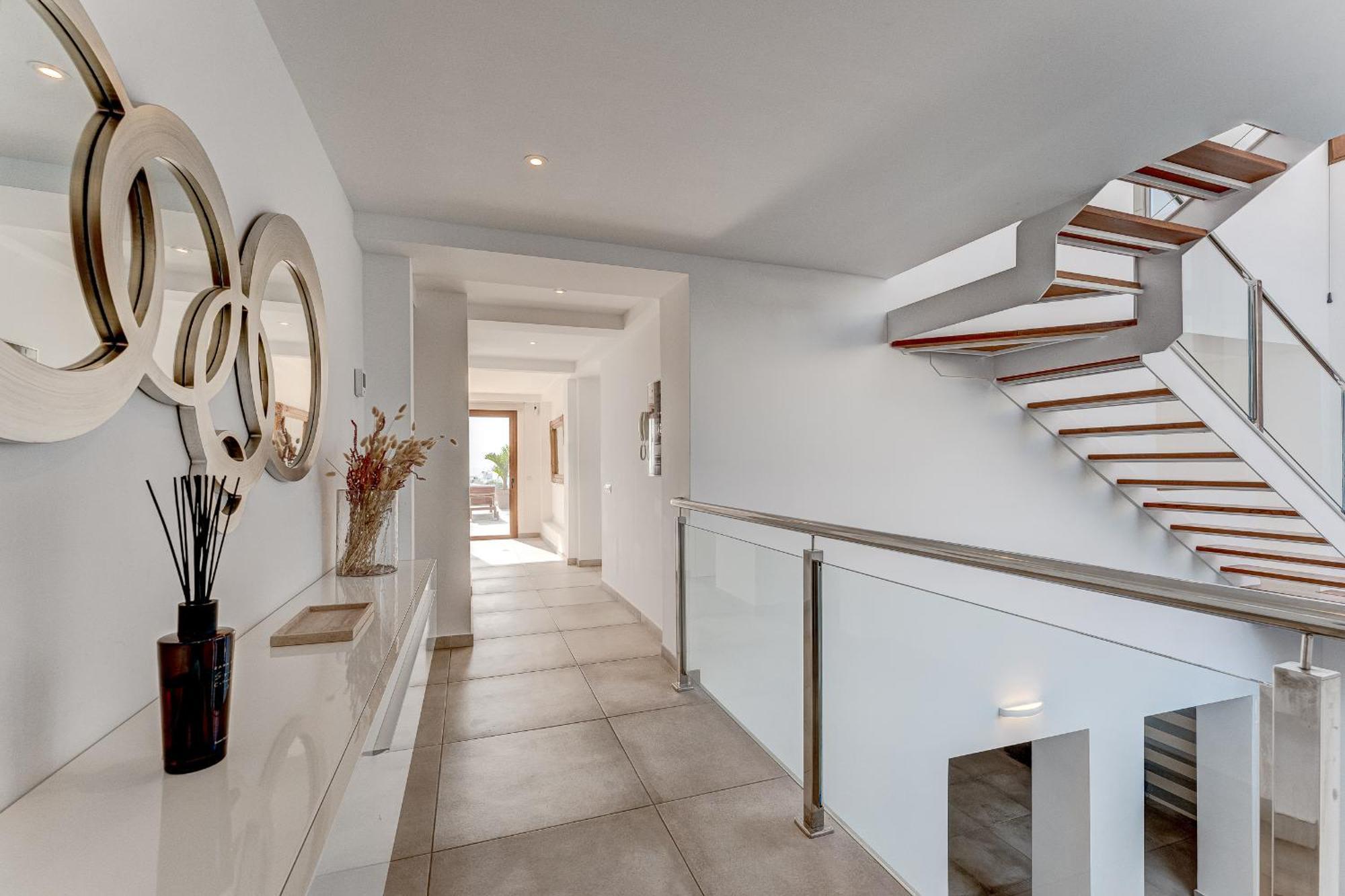 Fabulous Contemporary 5 Bedroom Villa With Private Heated Pool, Sleeps Max 13 Callao Salvaje Exterior photo