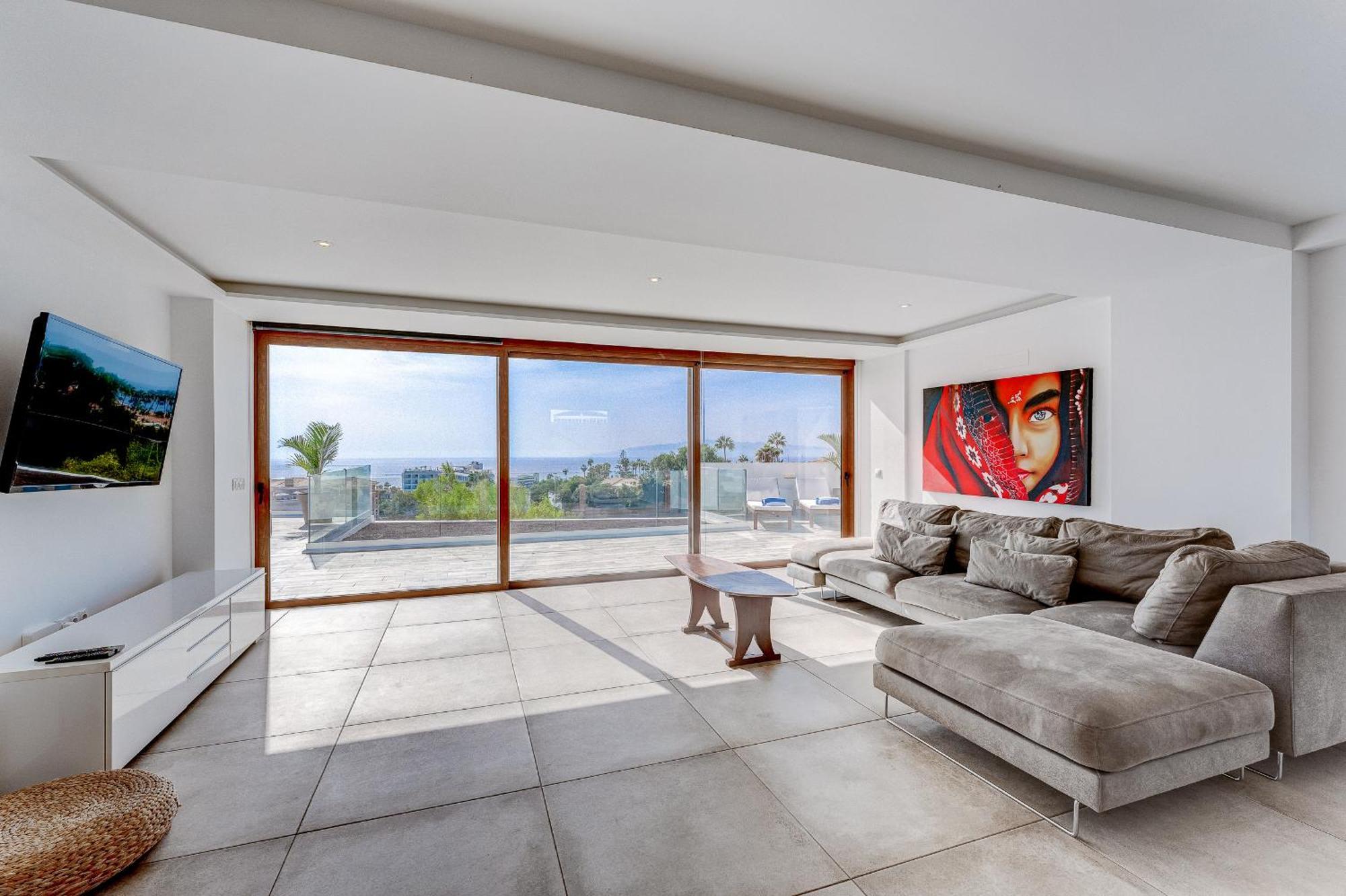 Fabulous Contemporary 5 Bedroom Villa With Private Heated Pool, Sleeps Max 13 Callao Salvaje Exterior photo